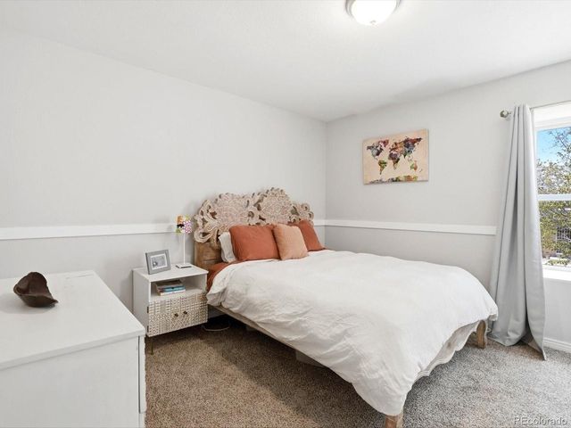 1527 S Owens St 12, Denver, CO 80232