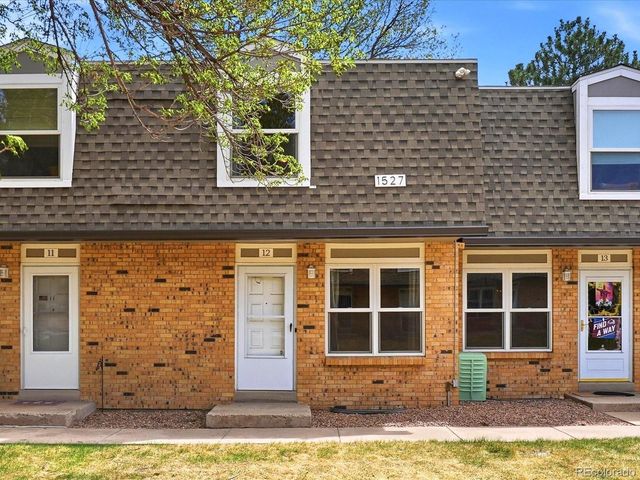 1527 S Owens St 12, Denver, CO 80232