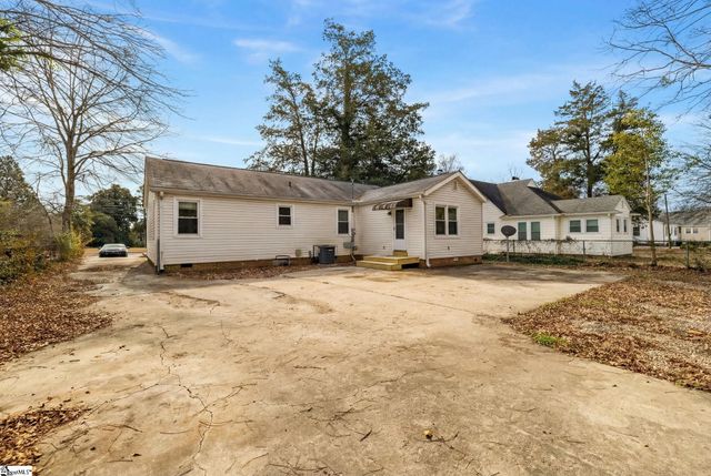 790 John B White Boulevard, Spartanburg, SC 29306