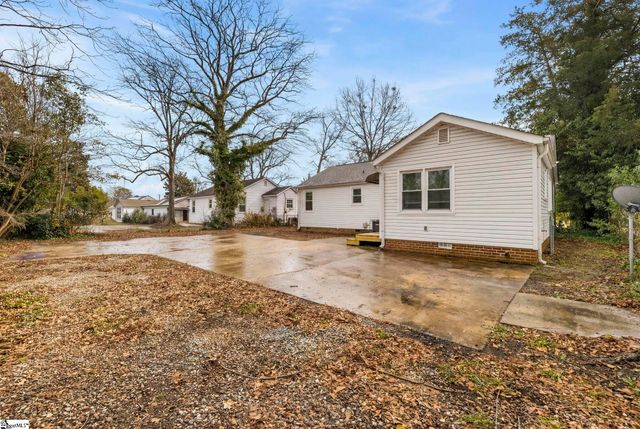 790 John B White Boulevard, Spartanburg, SC 29306