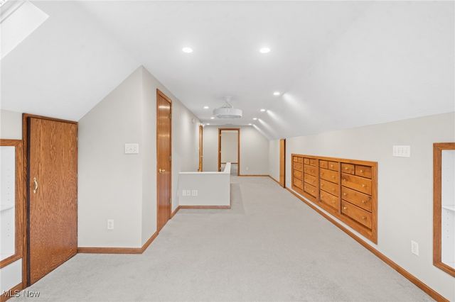 25 S Van Buren Avenue, Barberton, OH 44203