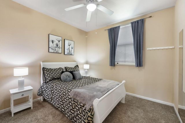 3662 W River Dr, Sacramento, CA 95833
