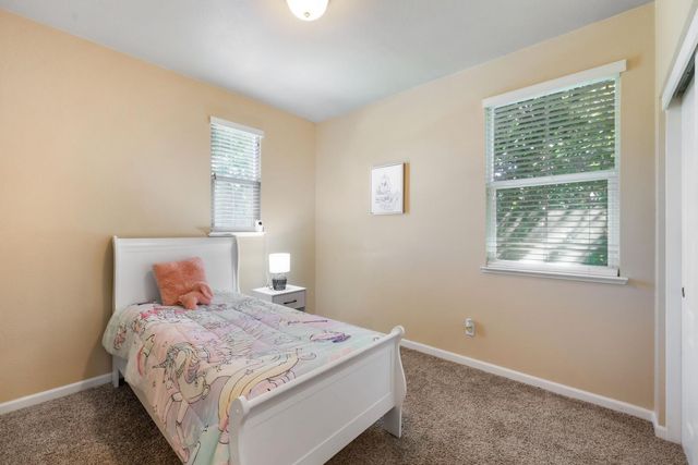 3662 W River Dr, Sacramento, CA 95833