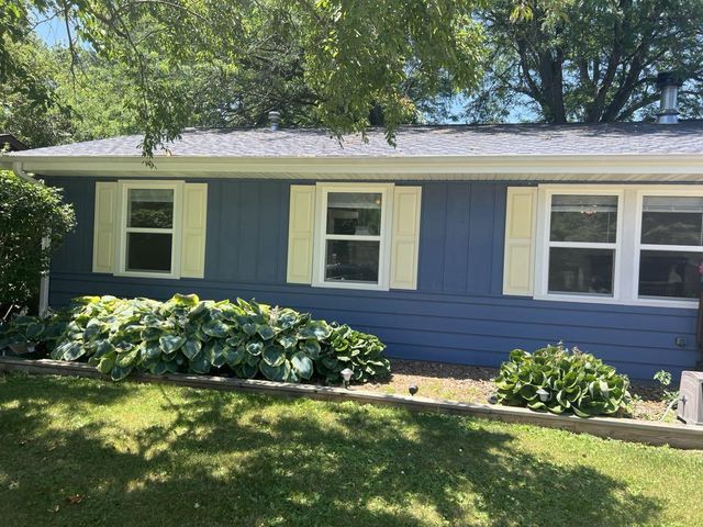 1410 S Arch Street, Janesville, WI 53546