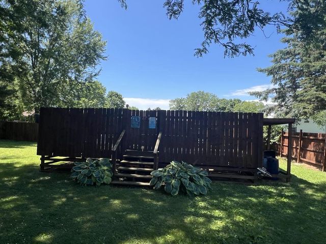 1410 S Arch Street, Janesville, WI 53546