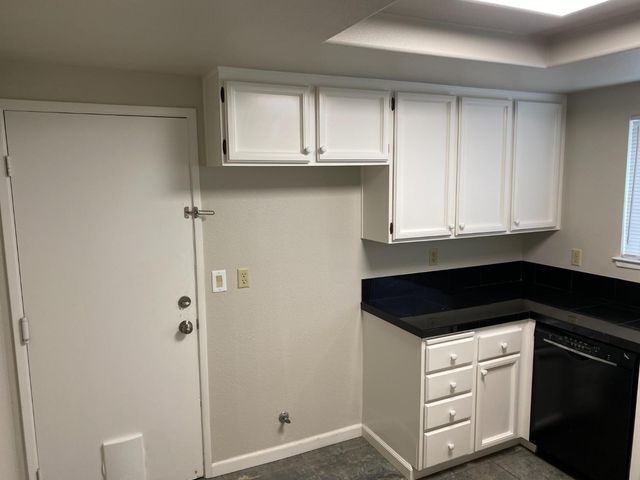 8150 Sunbonnet Dr, Fair Oaks, CA 95628