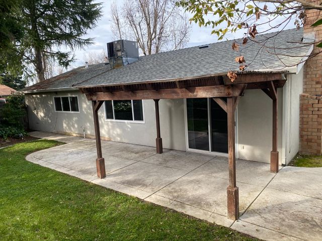 8150 Sunbonnet Dr, Fair Oaks, CA 95628