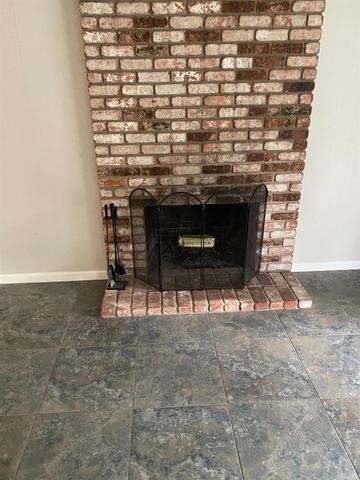 8150 Sunbonnet Dr, Fair Oaks, CA 95628