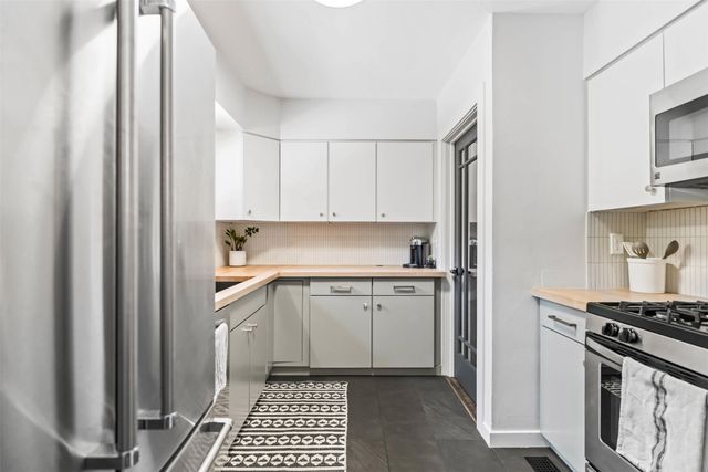 2602 Lincoln Avenue, Des Moines, IA 50310