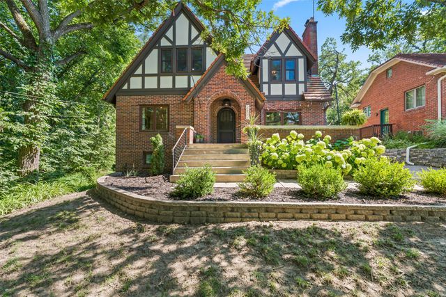 2602 Lincoln Avenue, Des Moines, IA 50310