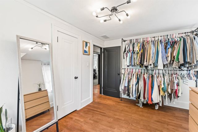 2602 Lincoln Avenue, Des Moines, IA 50310