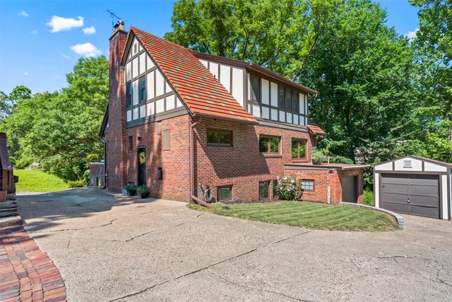 2602 Lincoln Avenue, Des Moines, IA 50310