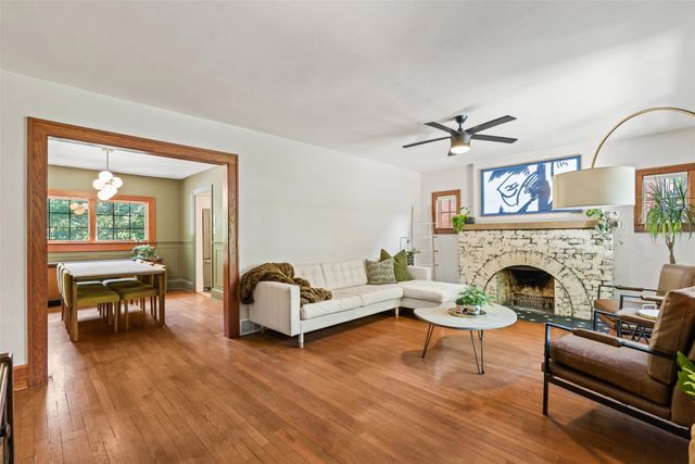 2602 Lincoln Avenue, Des Moines, IA 50310