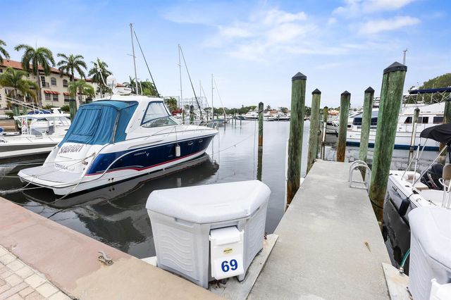 2385 Pga Boulevard, Palm Beach Gardens, FL 33410