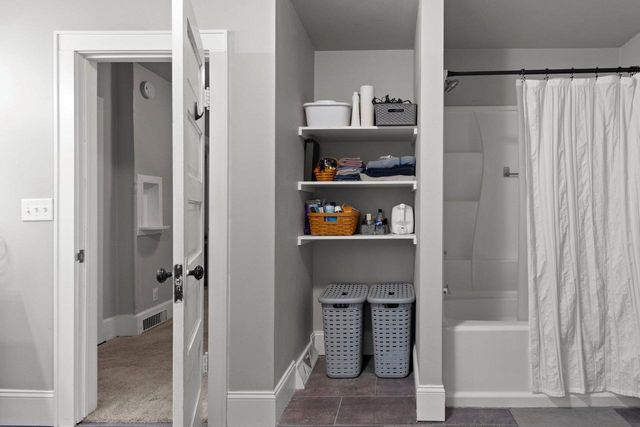 209 OXFORD AVENUE, Green Bay, WI 54303