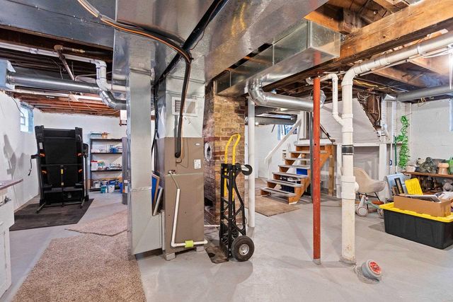 209 OXFORD AVENUE, Green Bay, WI 54303