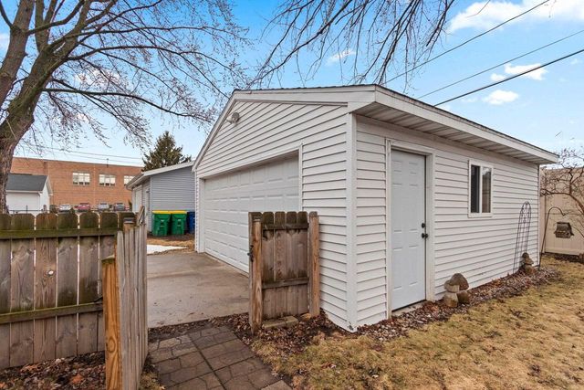 209 OXFORD AVENUE, Green Bay, WI 54303