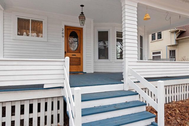209 OXFORD AVENUE, Green Bay, WI 54303