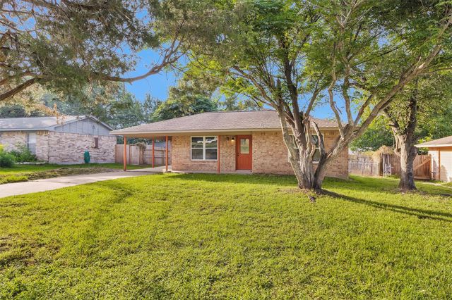 213 County Line Road, Willis, TX 77378