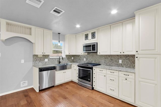 213 County Line Road, Willis, TX 77378