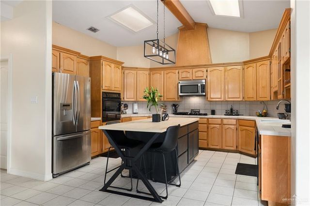 4901 W State Highway 107 Street, Mcallen, TX 78504