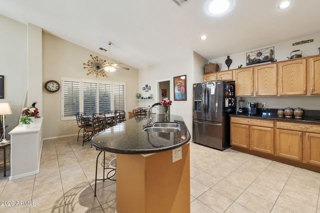10208 E ELMWOOD Drive, Sun Lakes, AZ 85248