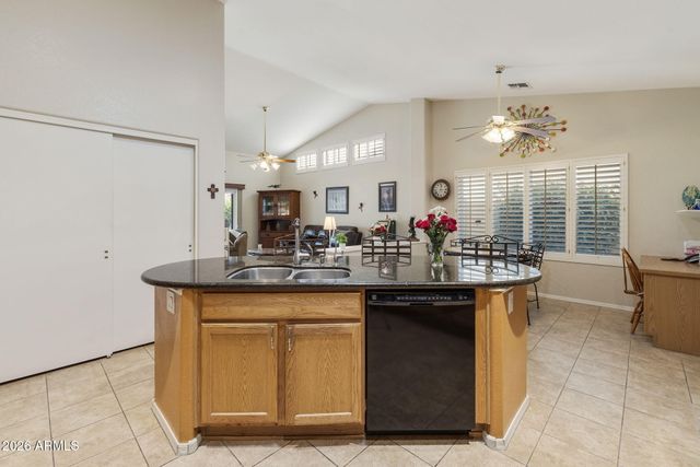 10208 E ELMWOOD Drive, Sun Lakes, AZ 85248