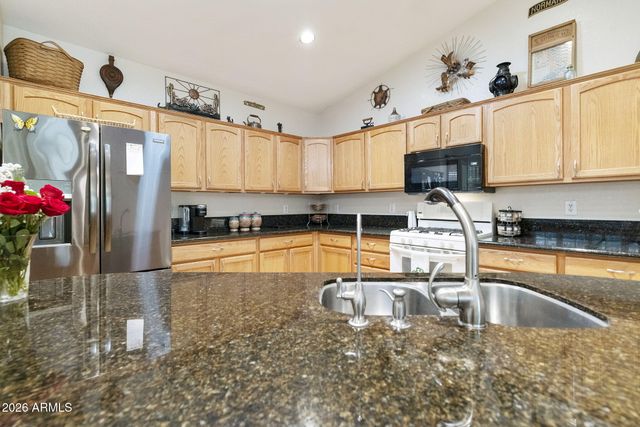 10208 E ELMWOOD Drive, Sun Lakes, AZ 85248