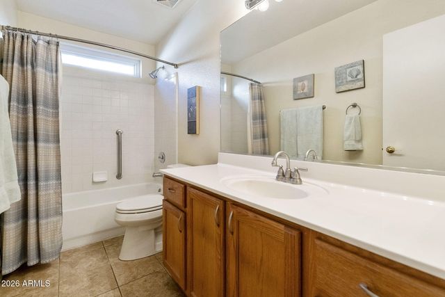 10208 E ELMWOOD Drive, Sun Lakes, AZ 85248