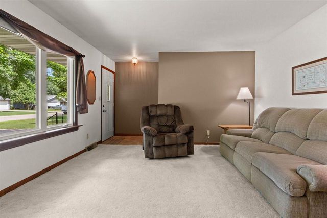 4721 11TH STREET SOUTH, Wisconsin Rapids, WI 54494