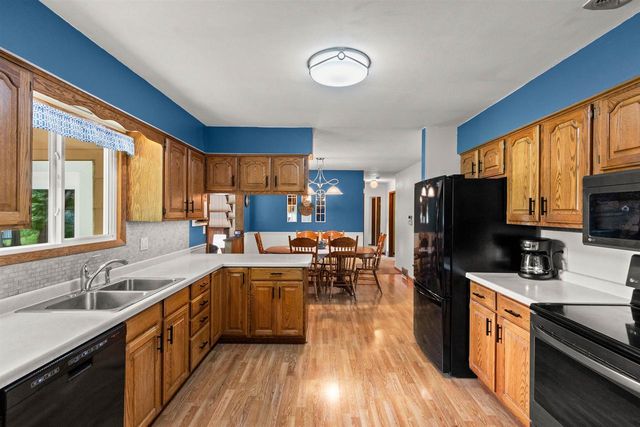 4721 11TH STREET SOUTH, Wisconsin Rapids, WI 54494
