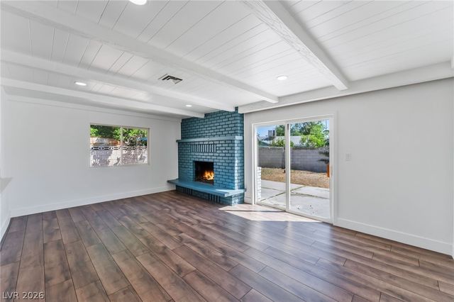 2740 Searles Avenue, Las Vegas, NV 89101