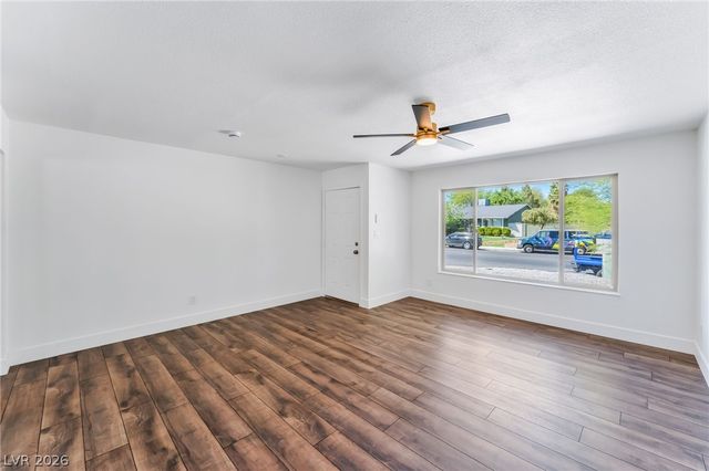 2740 Searles Avenue, Las Vegas, NV 89101