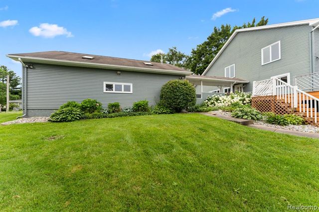 6628 Longworth Drive, Waterford, MI 48329