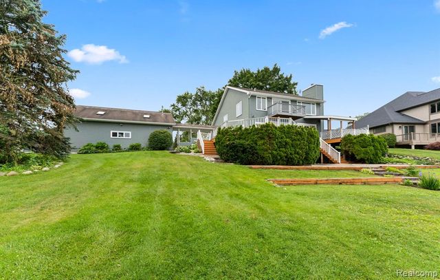 6628 Longworth Drive, Waterford, MI 48329
