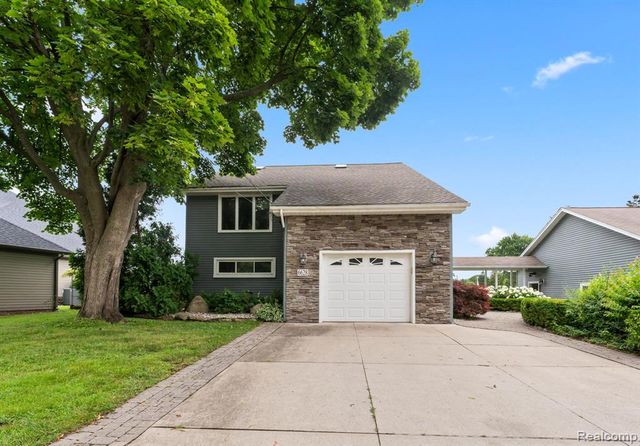 6628 Longworth Drive, Waterford, MI 48329