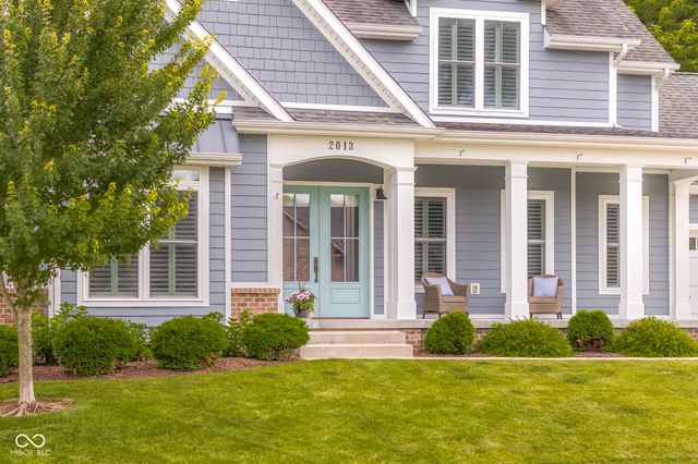 2013 Deer Creek Circle, Columbus, IN 47201