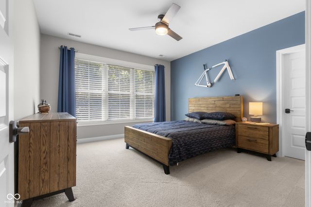 2013 Deer Creek Circle, Columbus, IN 47201