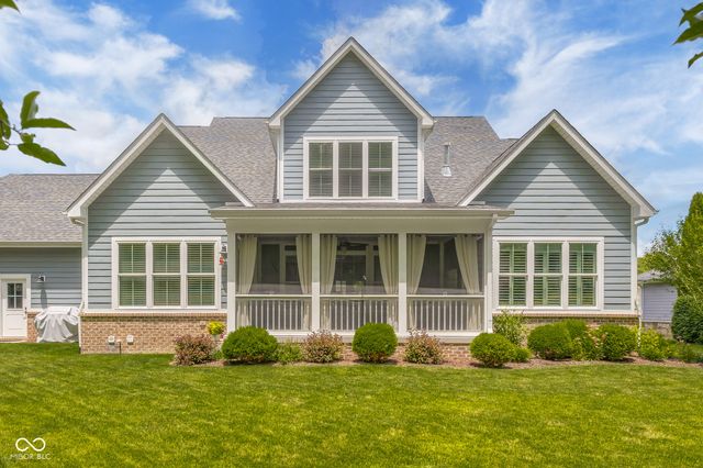 2013 Deer Creek Circle, Columbus, IN 47201