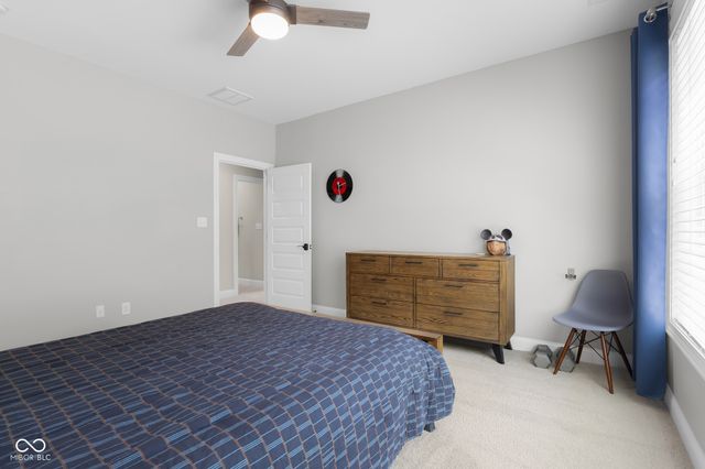 2013 Deer Creek Circle, Columbus, IN 47201