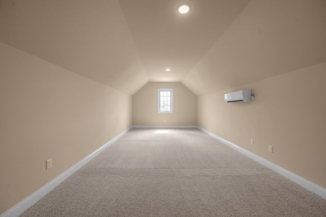 380 Weston Park, Lexington, KY 40515