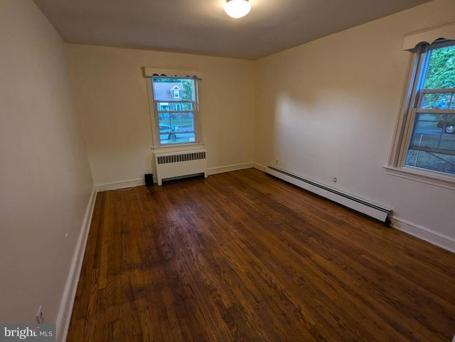 21 STEINWAY AVE, Ewing, NJ 08618
