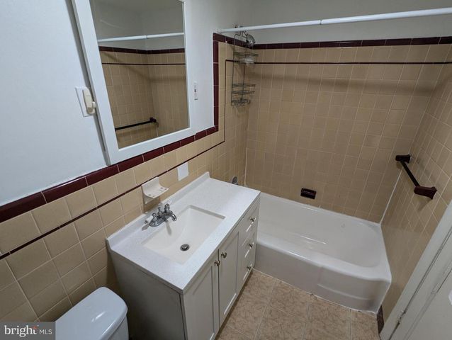21 STEINWAY AVE, Ewing, NJ 08618