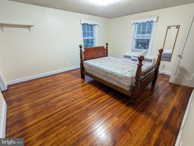 21 STEINWAY AVE, Ewing, NJ 08618
