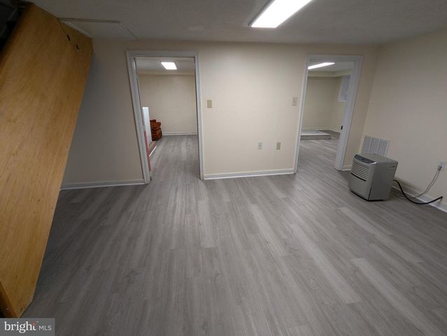 21 STEINWAY AVE, Ewing, NJ 08618