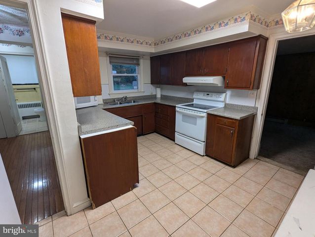 21 STEINWAY AVE, Ewing, NJ 08618