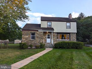 21 STEINWAY AVE, Ewing, NJ 08618