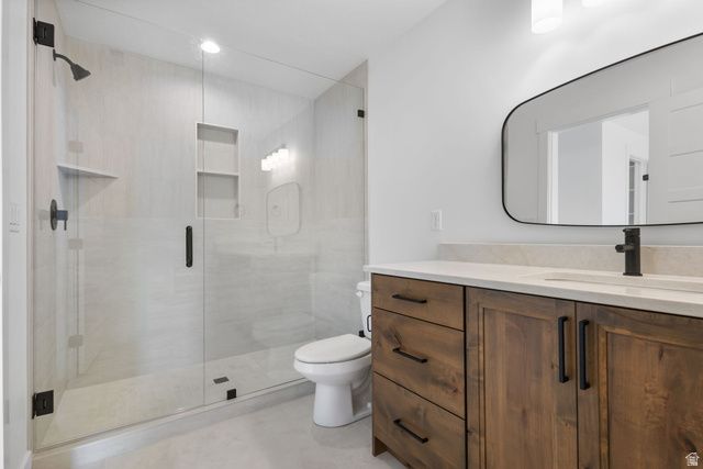 692 E MOUNTAIN RD., North Ogden, UT 84414