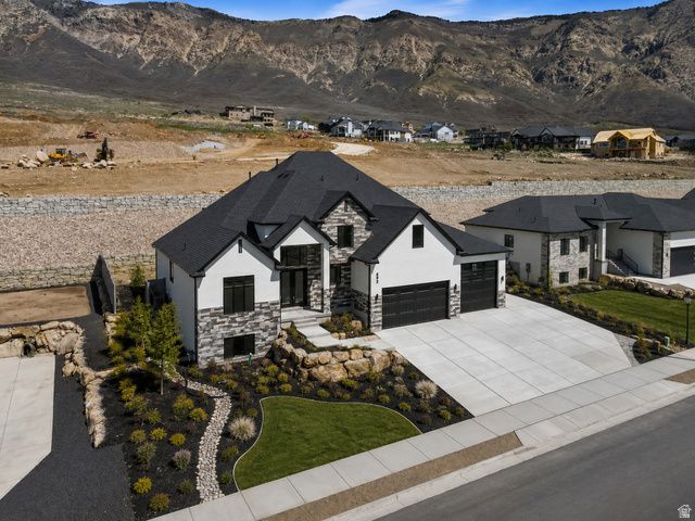 692 E MOUNTAIN RD., North Ogden, UT 84414