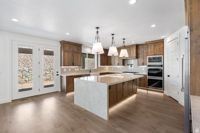 692 E MOUNTAIN RD., North Ogden, UT 84414